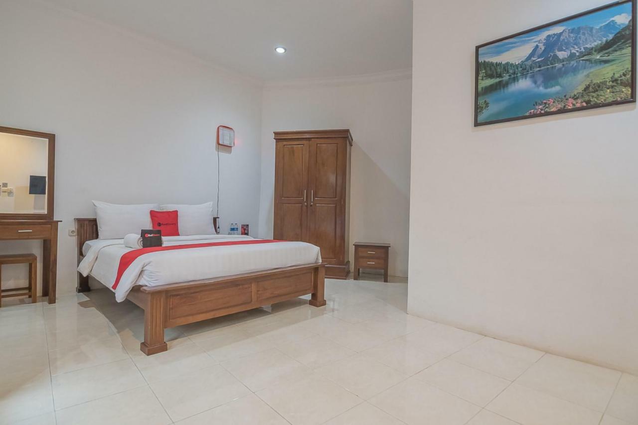 Reddoorz Near Jatinangor Town Square Hotell Eksteriør bilde