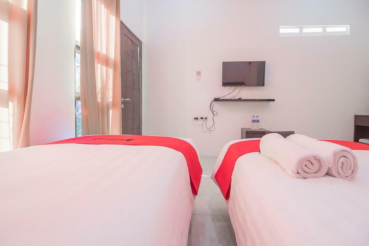 Reddoorz Near Jatinangor Town Square Hotell Eksteriør bilde