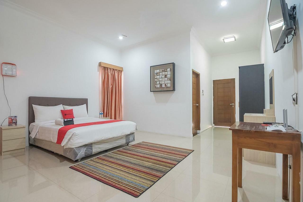 Reddoorz Near Jatinangor Town Square Hotell Eksteriør bilde