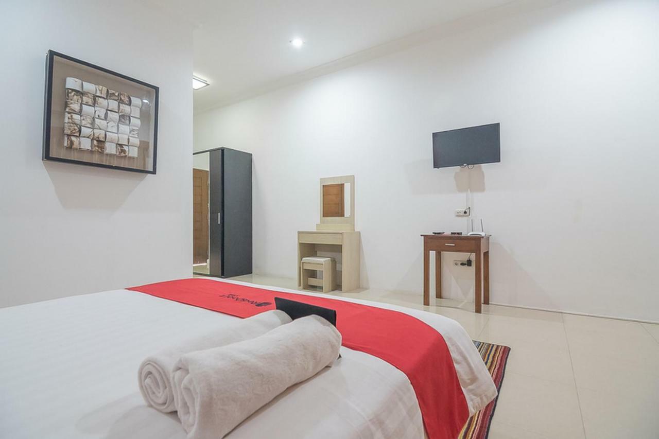 Reddoorz Near Jatinangor Town Square Hotell Eksteriør bilde